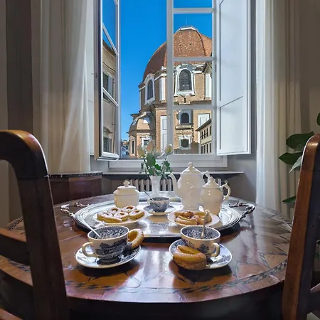 Ares Apartment